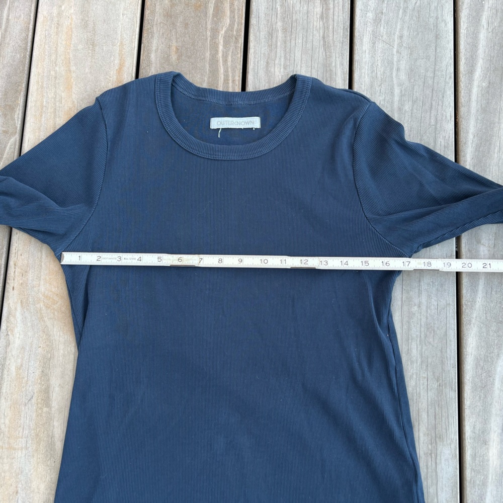 Outerknown Women’s Sojourn Ribbed Tee - Large - Navy - Picture 6 of 12